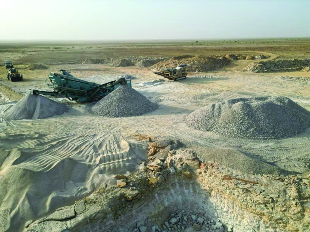 The current phase focuses on the production and supply of raw silica to both local and regional markets, addressing the growing demand and reducing reliance on imports.