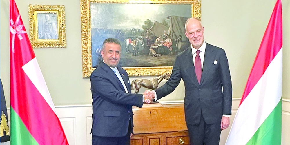 Dr Mohammed bin Nasser al Zaabi, Secretary-General of the Ministry of Defence, with Kristof Szalay-Bobrovniczky, the Hungarian Minister of Defence. - ONA