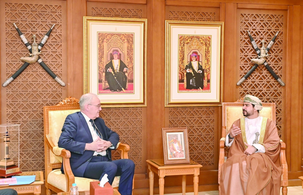 Qais bin Mohammed al Yousef with Federal Councillor Guy Parmelin, Vice-President of the Swiss Confederation. — ONA