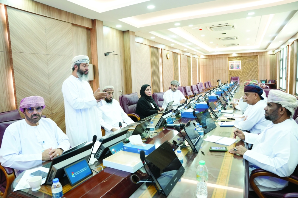 The session reviewed the achievements of the governorate’s Digital Transformation Plan (2023–2025) and endorsed the framework for the next phase (2026–2030).
