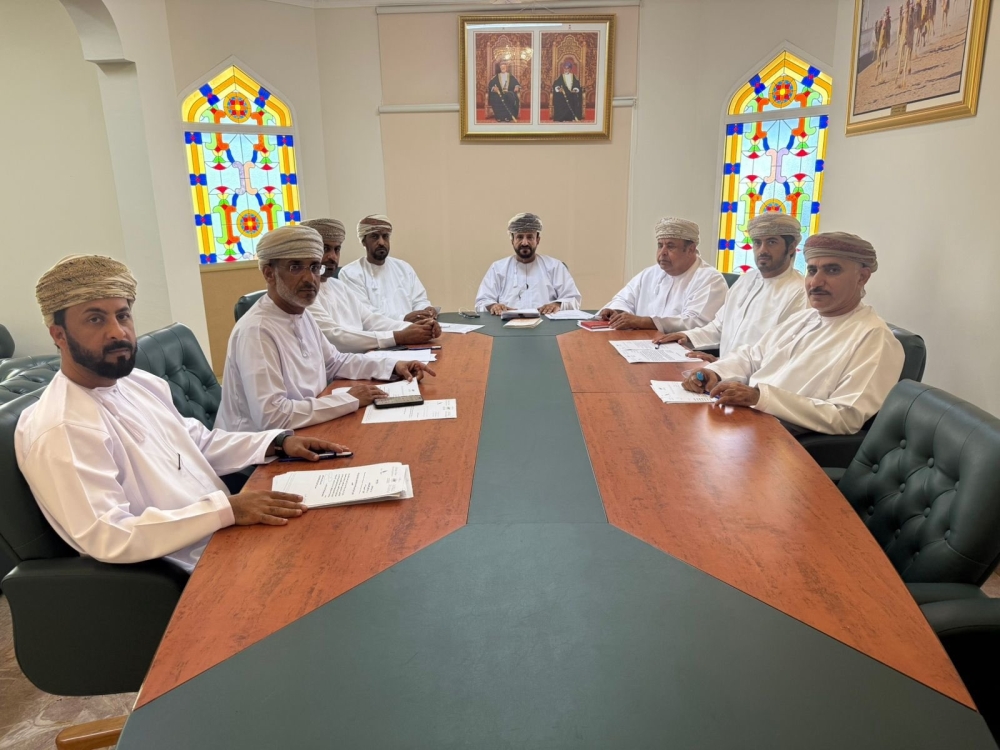 The action will take place simultaneously at three major tracks in two days.