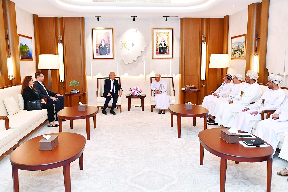 Dr Hilal bin Ali al Sabti holds talks with Dr Mustafa al Ferjani, Tunisian Health Minister