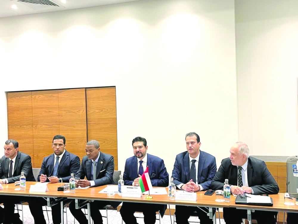 Qais bin Mohammed al Yousef led the Omani side at the meeting