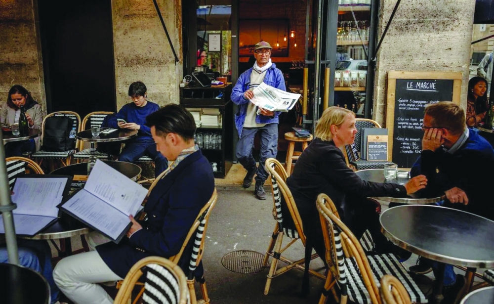 Meet the last newspaper hawker of Paris