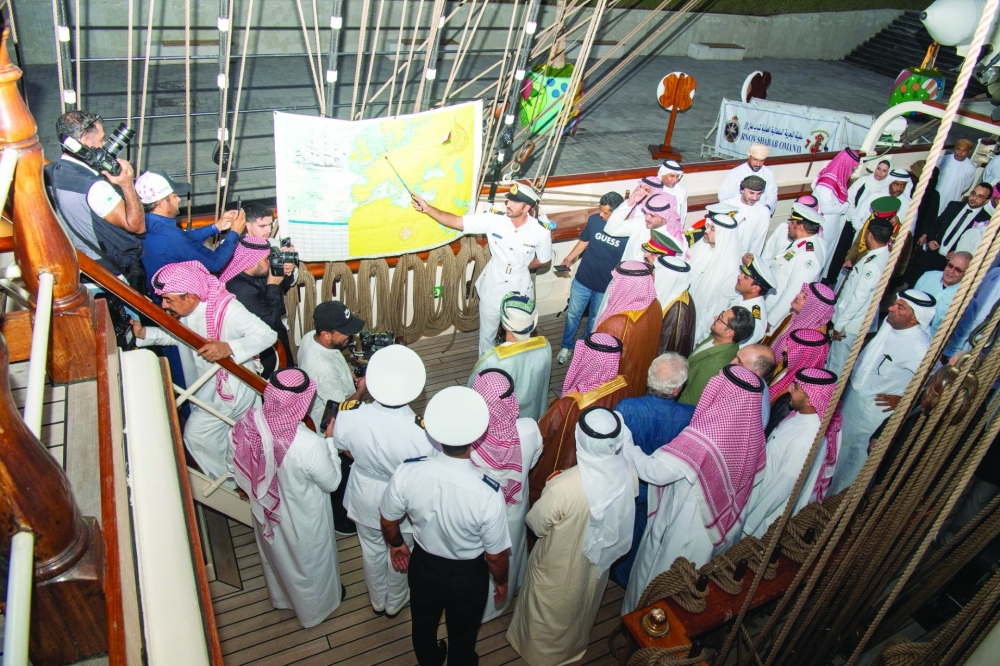 Shabab Oman II hosts reception at Jeddah Port