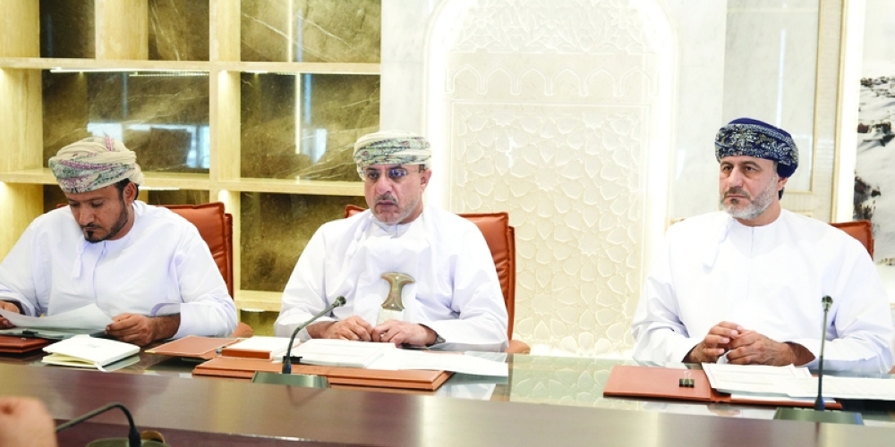 Al Dakhiliyah awards key municipal development projects