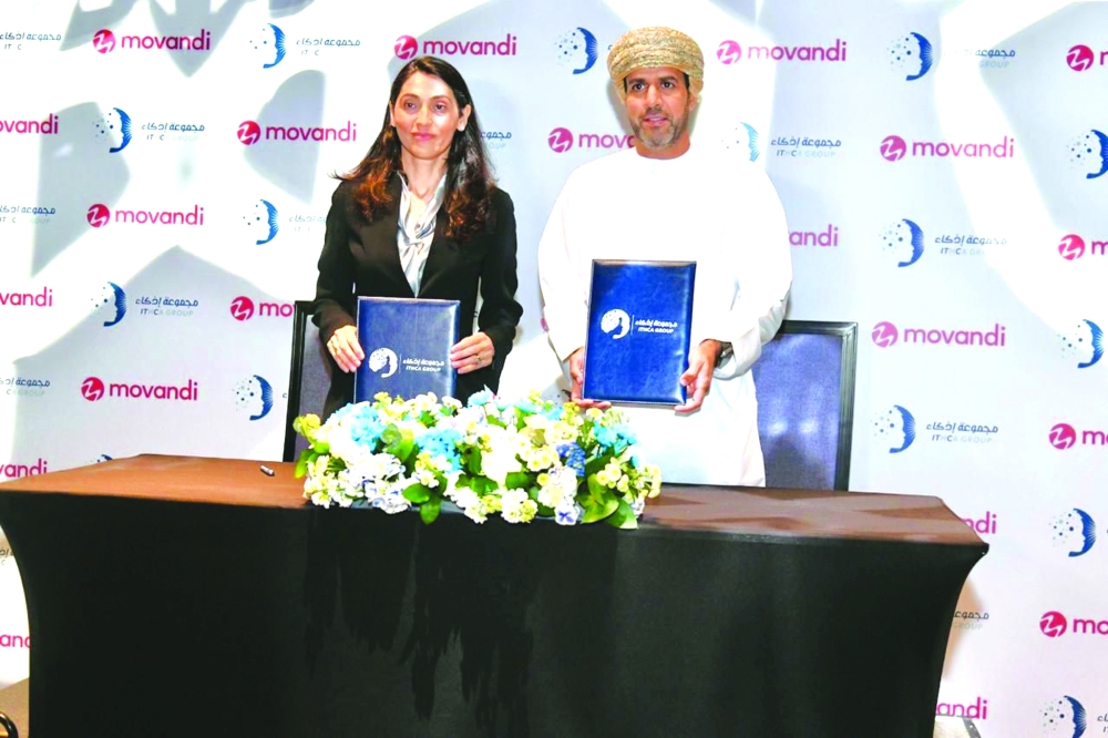 Eng Said Al Mandhari (right), CEO of ITHCA, with Movandi co-founder Maryam Rofougaran, at the signing.