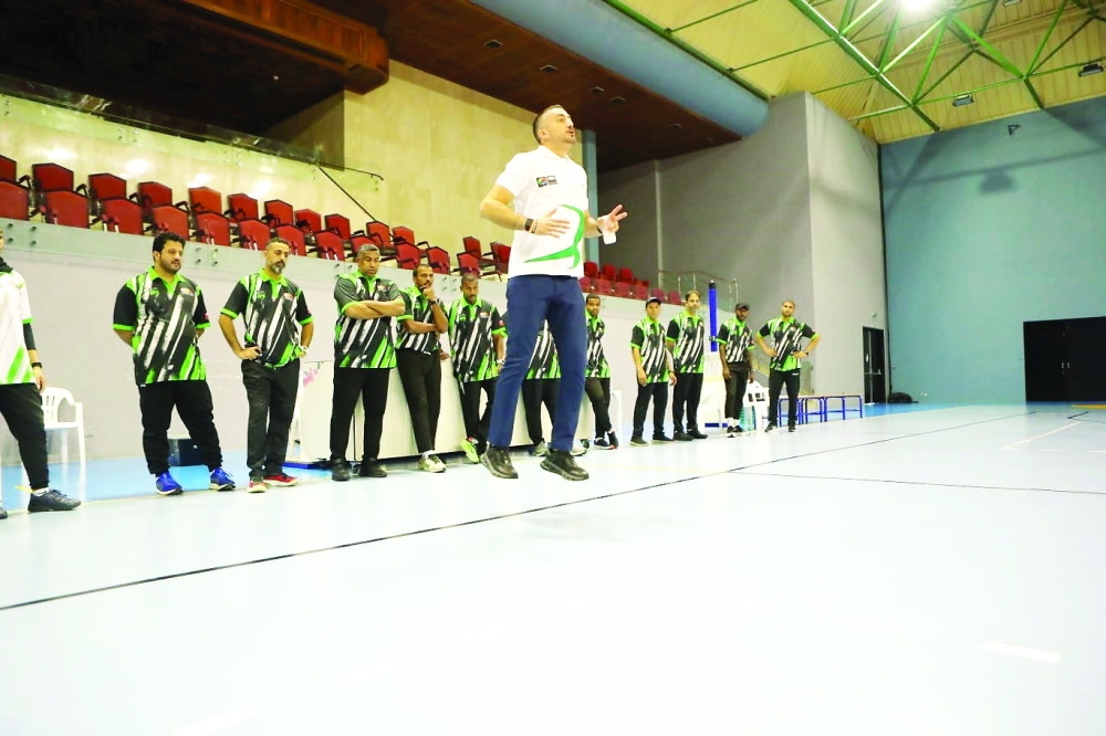 The programme featured15 male and female coaches representing various clubs and sports institutions across the Sultanate of Oman.