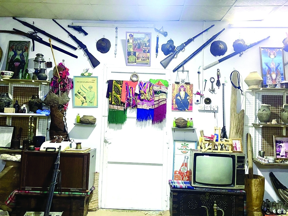 The exhibition, hosted by Qari Village in Al Musannah, Al Batinah South Governorate