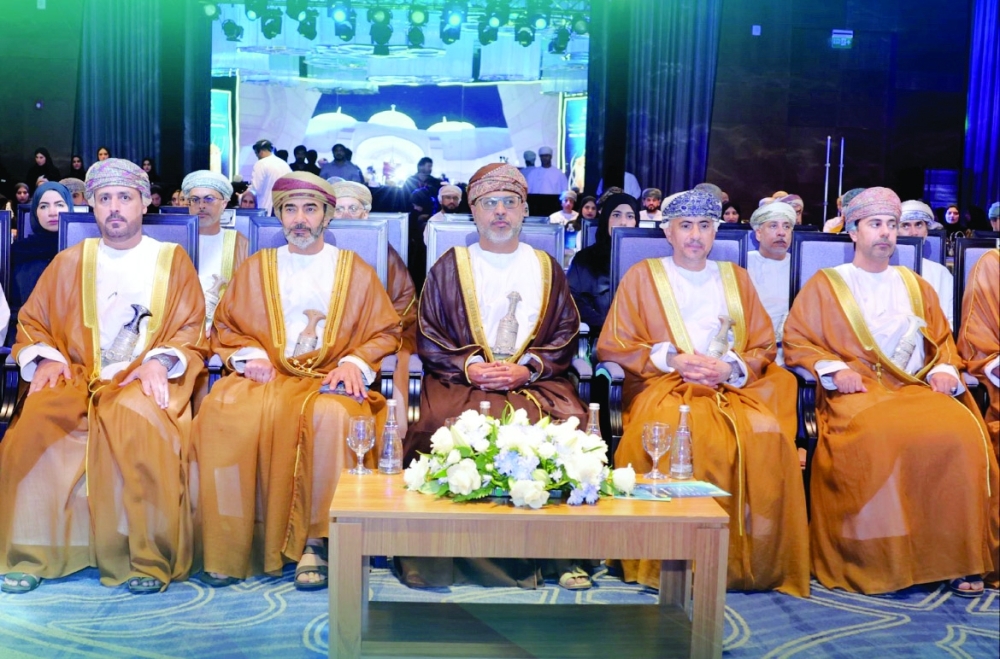 The forum reviewed a project themed 'Governance of Change Management in the Government Sector'.