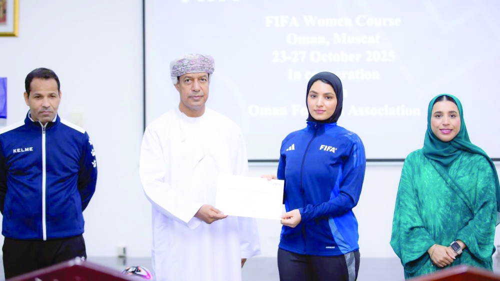 The course, delivered by international instructor Ali al Turaifi, focused on updating knowledge of the Laws of the Game and enhancing the referees’ physical and technical skills.