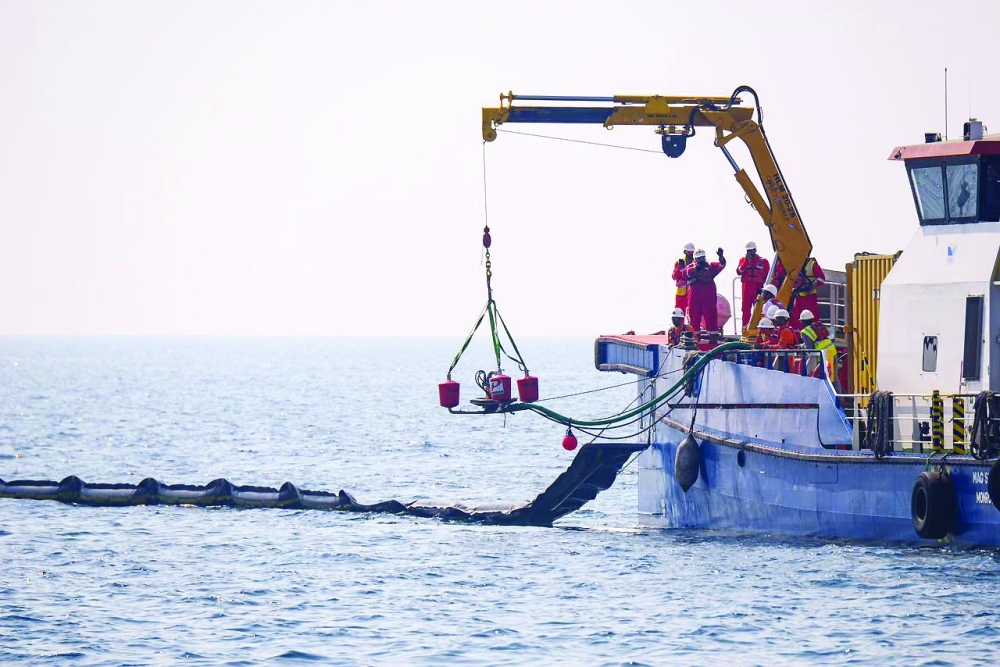 EA seeks to combat oil pollution in Musandam