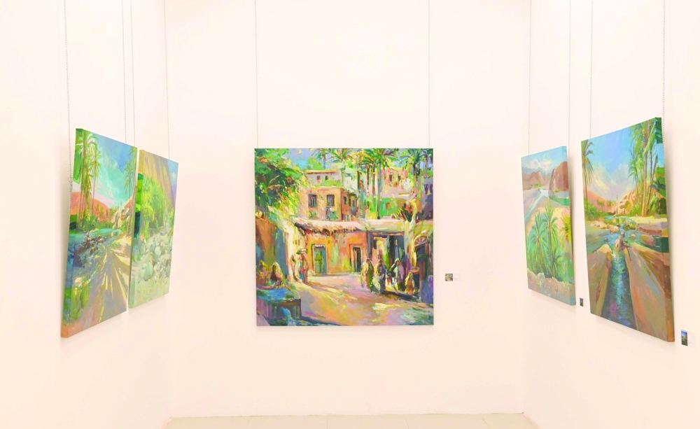 The symphony of sea and palm tree unfolds in Muscat