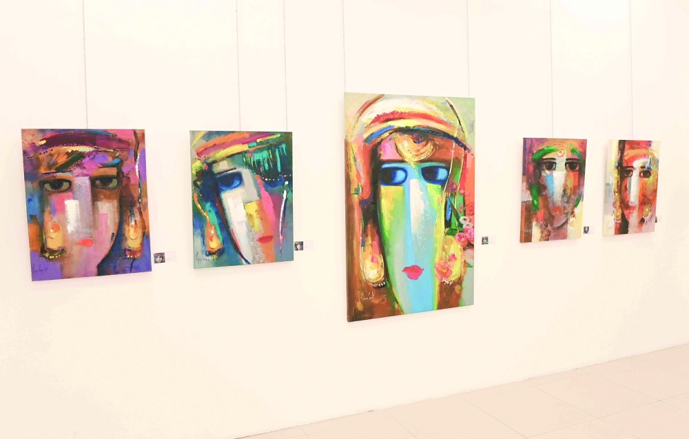 The symphony of sea and palm tree unfolds in Muscat