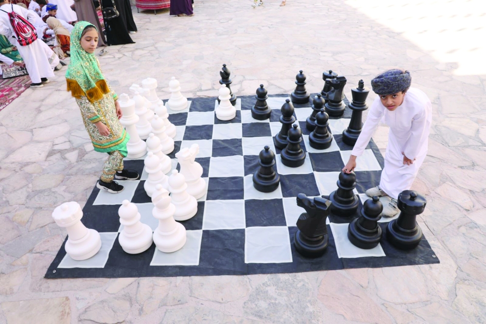 The festival comes as part of the ongoing partnership between the Oman School Sports Association and the Oman Chess Committee.