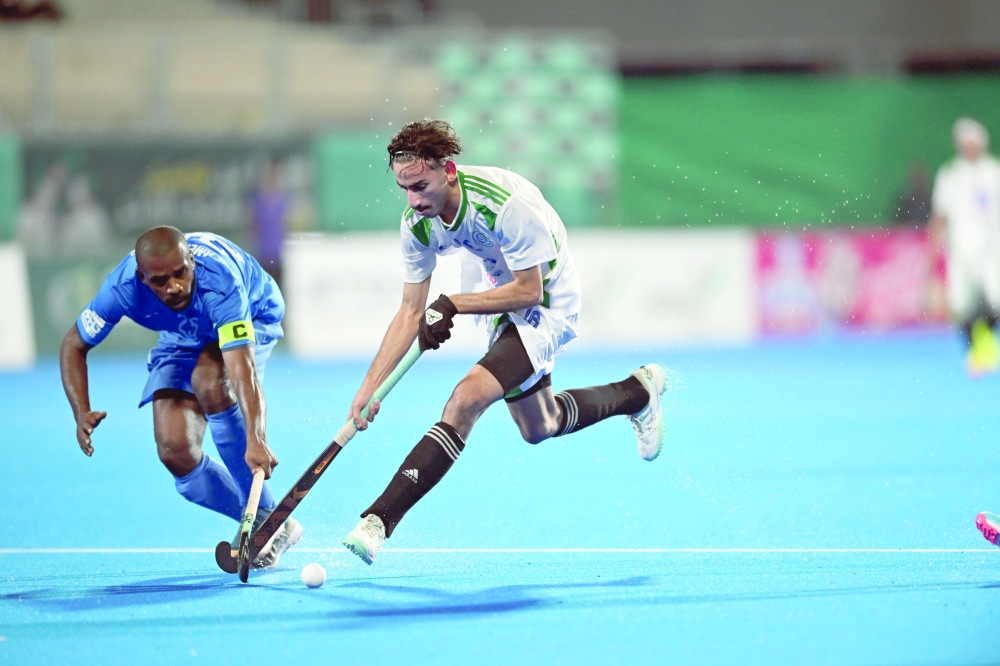 Al Amerat and Ahli Sidab players in action during the HM Cup final. — Abdulwahid al Hamadani