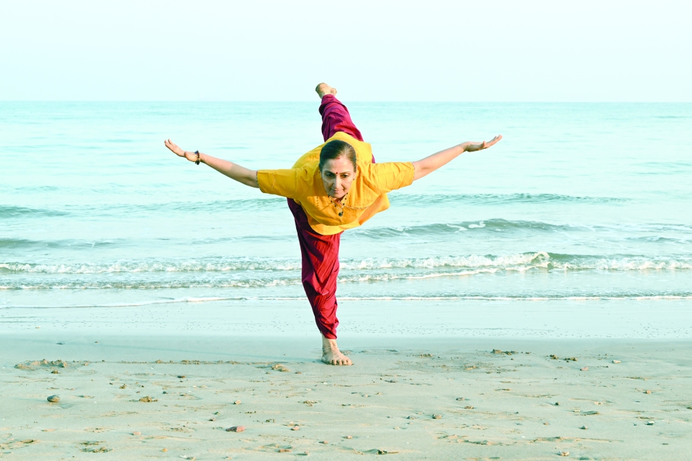 In 2018, Vyaniti created history by leading participants in a mass Surya Namaskar event with 500 participants.