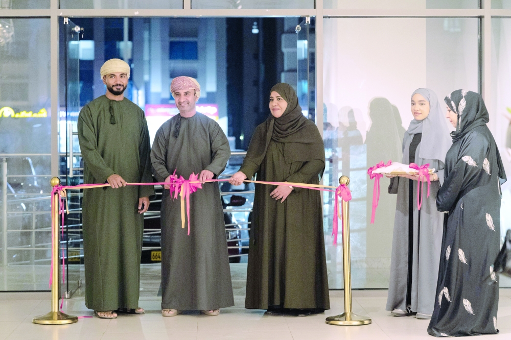BETWEEN LIFE AND ROUTINE: A haunting new exhibition in Muscat