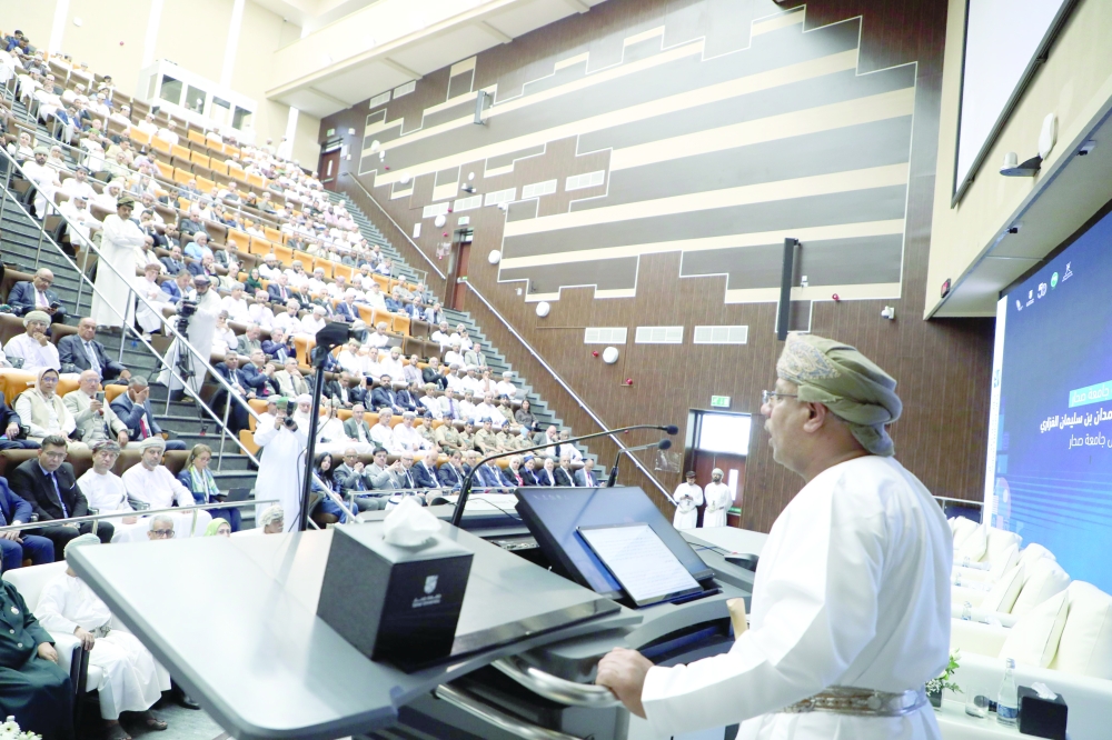 The forum brought together 36 experts and academics from 16 countries