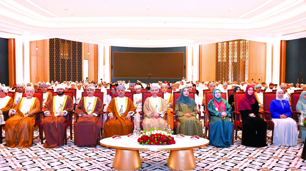 Sayyid Saud bin Hilal al Busaidy, Governor of Muscat, presided over the ceremonial launch.