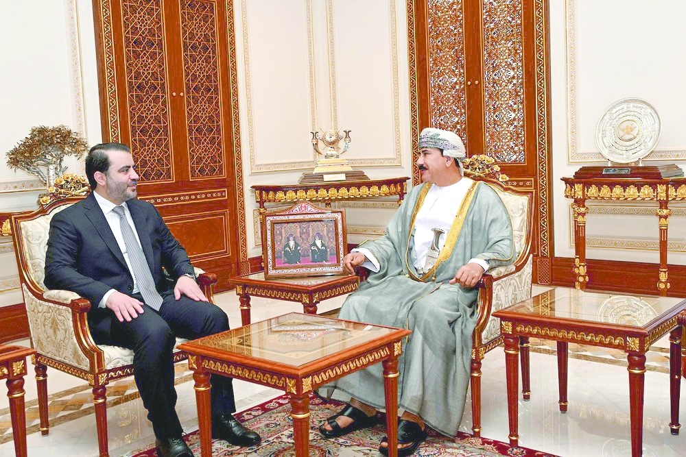 Gen Sultan bin Mohammed al Numani with Asaad Hassan al Shaibani
