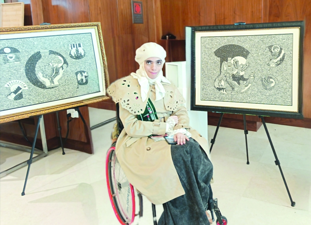 Rua bint Ahmed al Fizariyah with her art works