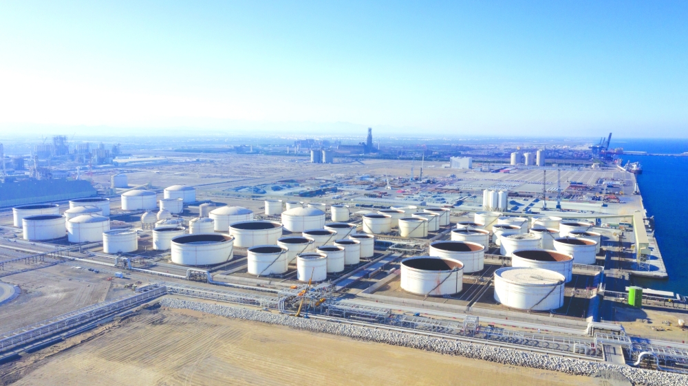 Current revenues increased by RO 50 million, reaching RO 2.449 billion compared with RO 2.399 billion last year.