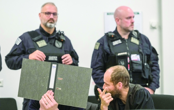 German far-left 'Hammer Gang' activists go on trial