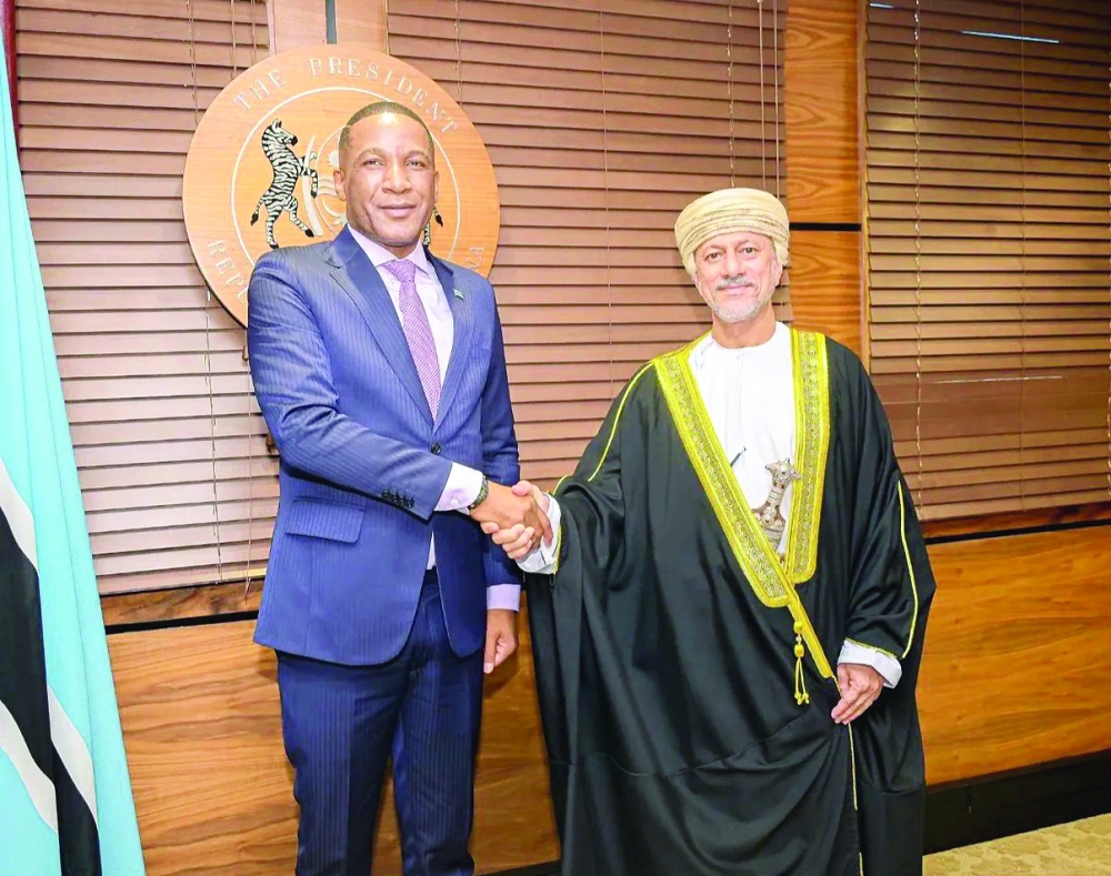 Duma Gideon Boko, President of the Republic of Botswana, receiving Abdulsalam bin Mohammed al Murshidi, Chairman of Oman Investment Authority (OIA), in Gaborone.