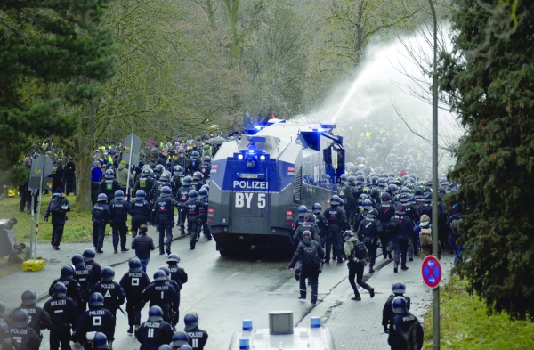 Protests force delay to German youth congress