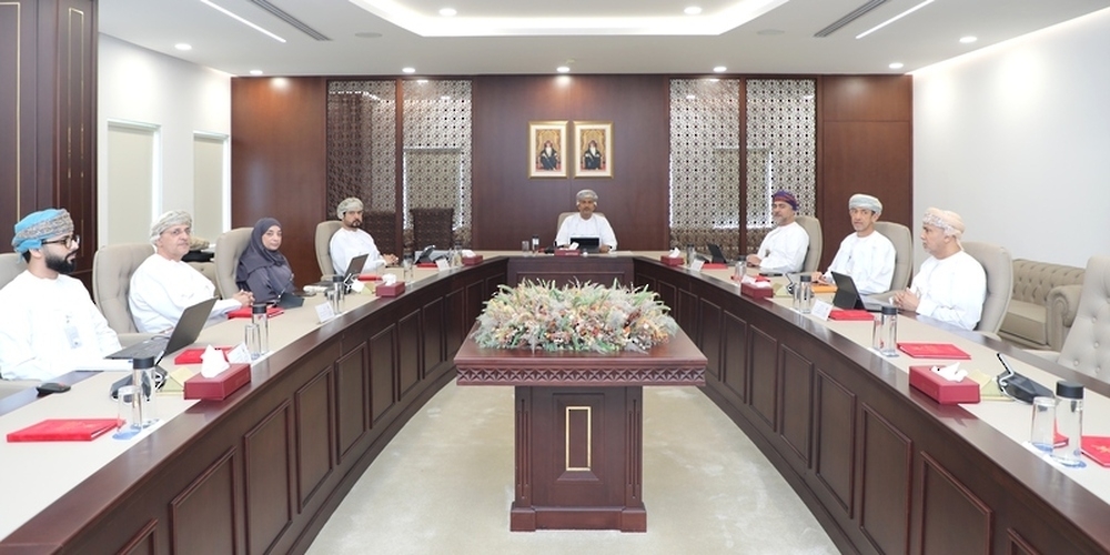 Shaikh Dr Ali bin Masoud al Sunaidy presides over the meeting
