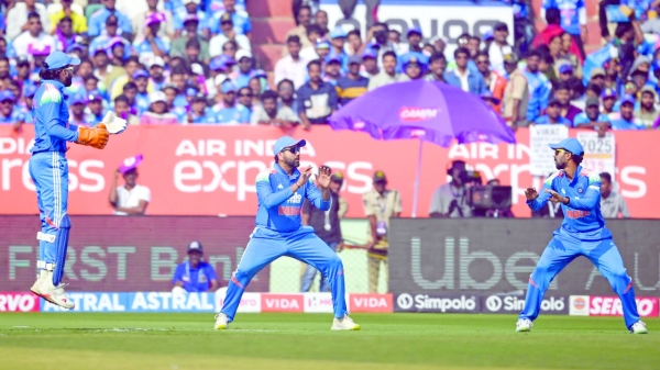 India bowl out South Africa for 270