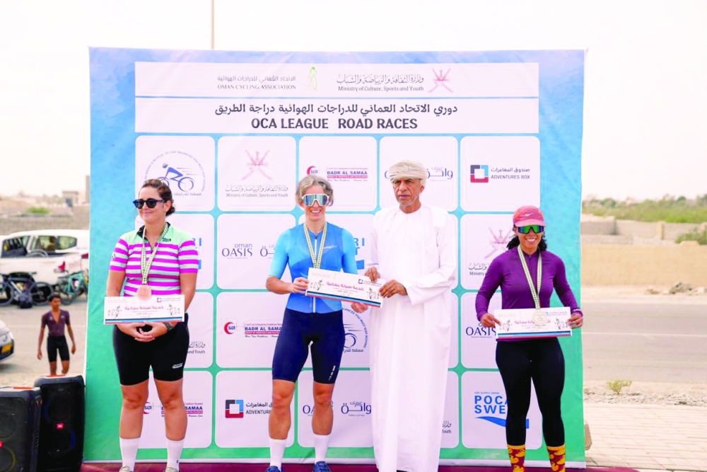 In the Women’s League, the opening race for 80 km was won by Joanna Buchholtz of Great Britain.