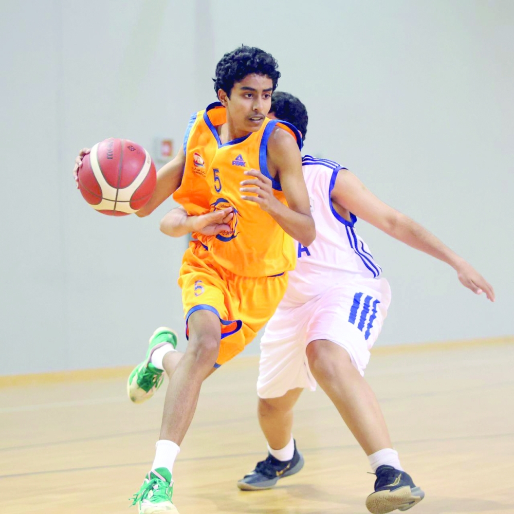 Qurayat player controls the ball. — Moosa al Balushi