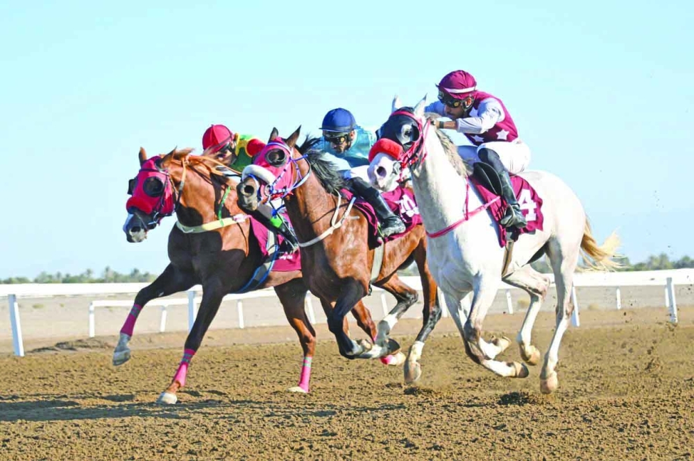 The event drew a large crowd of horse owners, trainers, jockeys and racing enthusiasts and featured strong competition across eight races.