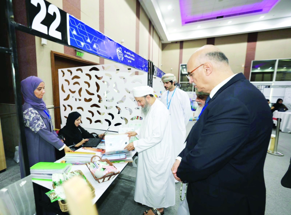 The forum concluded with an award ceremony for participants and the announcement of results.