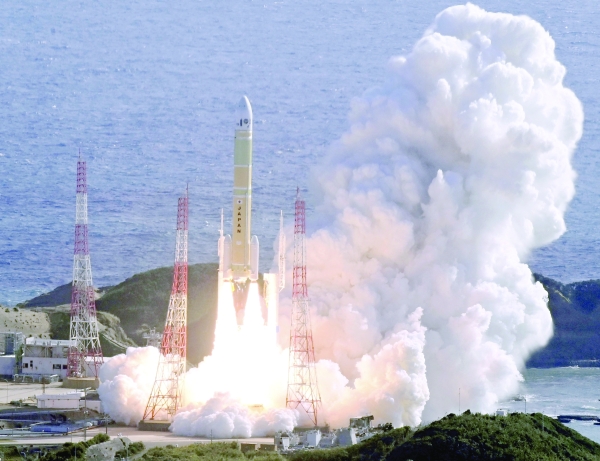 Japan's flagship fails to launch satellite