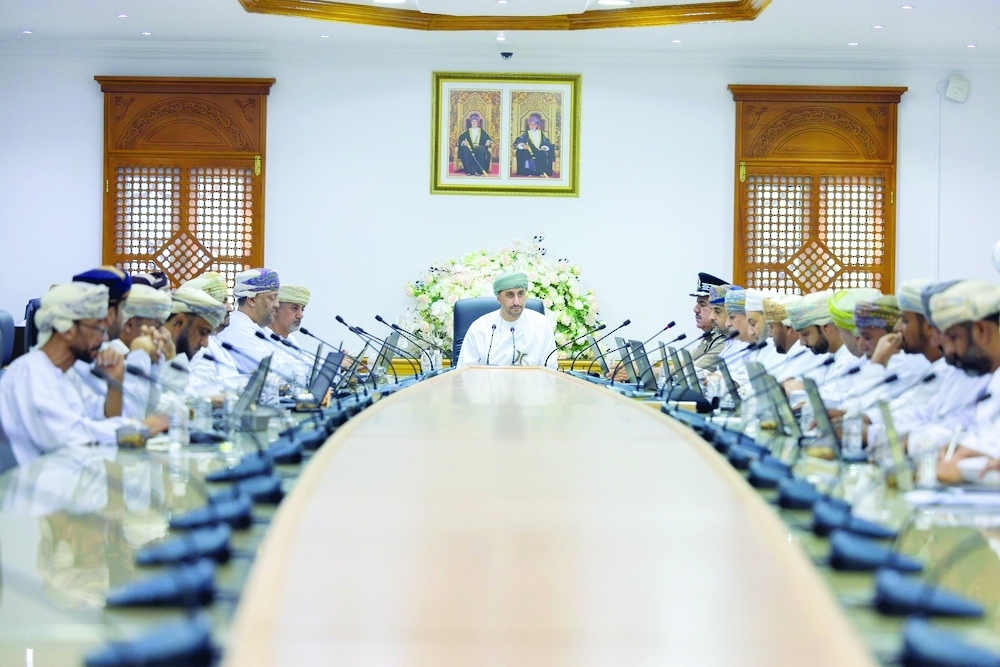 Mohammed bin Sulaiman al Kindi, Governor of Al Batinah North, chaired the meeting. — ONA