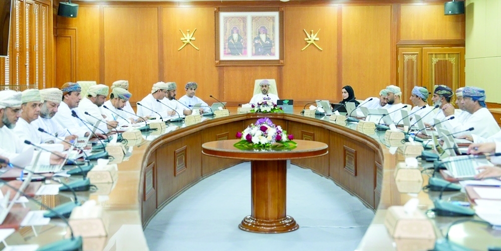 Eng Masoud bin Said al Hashmi, Governor of Al Batinah South, approved the previous meeting’s minutes.