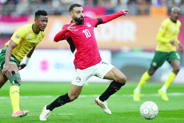Salah helps Egypt beat South Africa and book last-16 spot