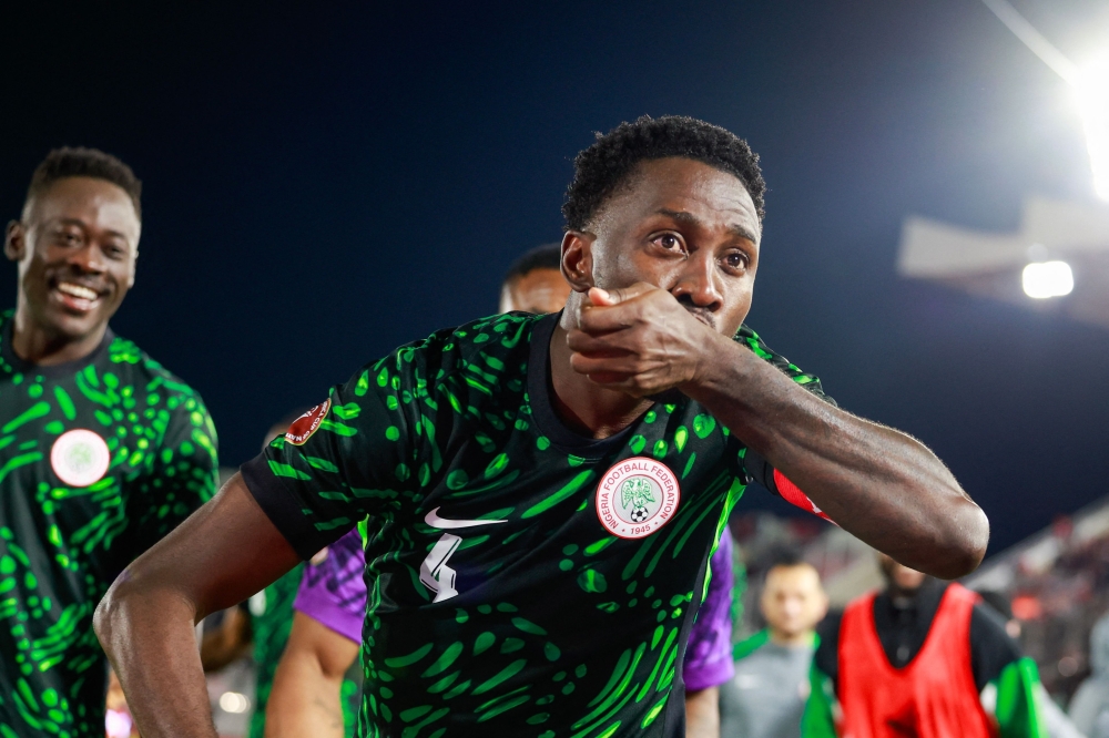 Nigeria's midfielder #04 Wilfred Ndidi celebrates his goal 