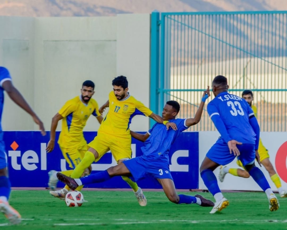 Sur advanced to the HM Cup quarterfinals after defeating Bahla 2–1 at the Nizwa Sports Complex.