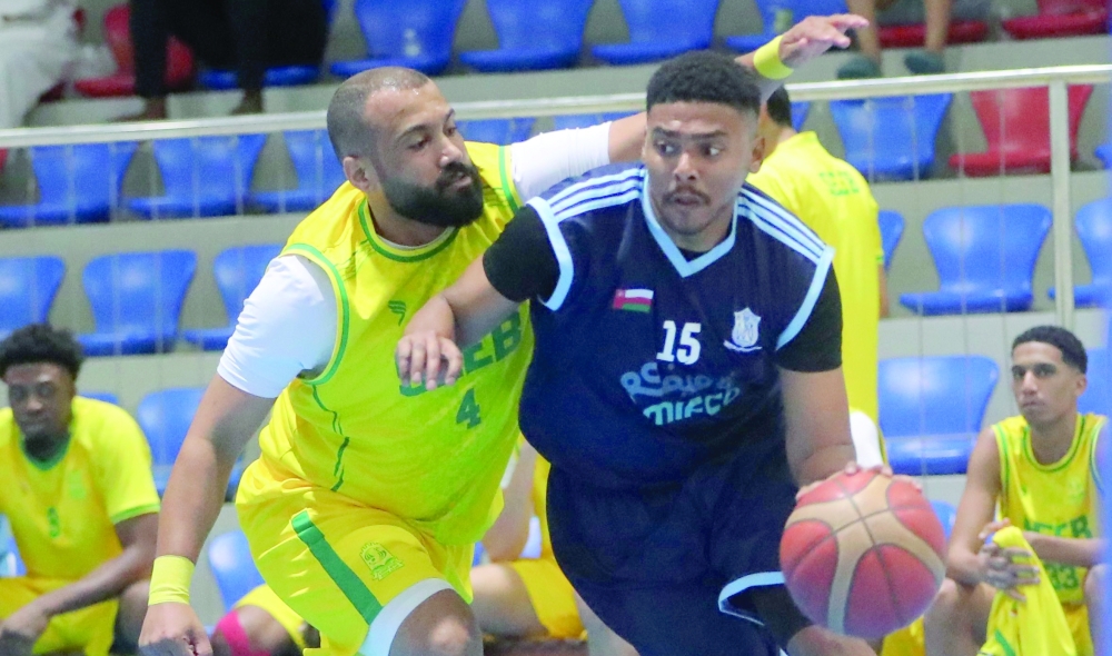 Seeb finished second with seven points from three wins and one loss.