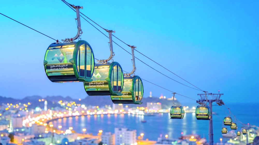 Designed to offer a smooth and scenic experience, the system will operate 18 modern cable cars, each with a capacity of eight visitors.