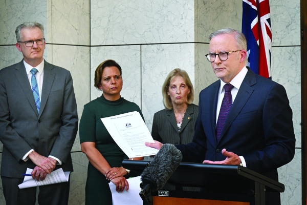 Australia orders inquiry into Bondi Beach shooting