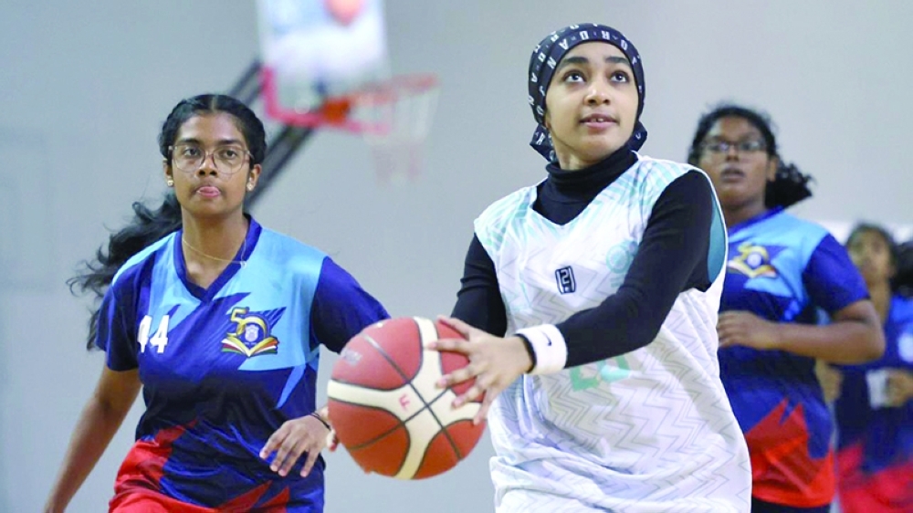 In the girls’ matches on the opening day, Muscat Girls Centre (A) defeated Indian School (B), while Indian School (B) edged past Muscat Girls Centre (B) with an 18–16 victory.