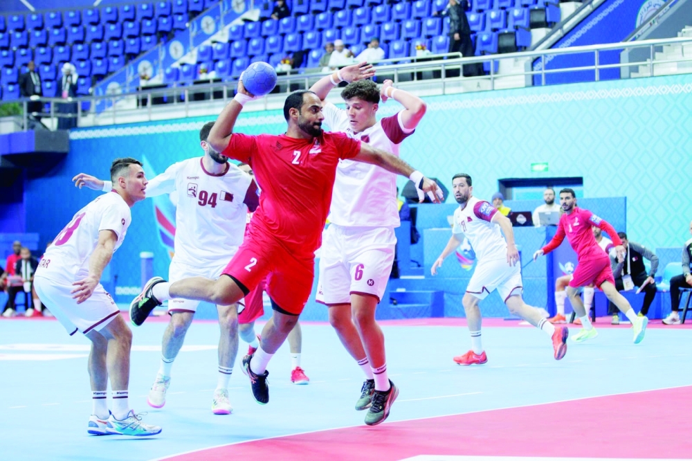 Oman made a promising start against Qatar, opening the scoring through Mahmoud al Wuhaibi. 