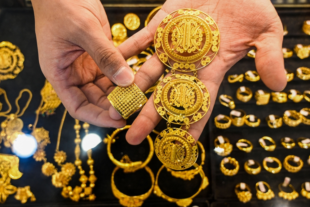 INDONESIA-ECONOMY-GOLD