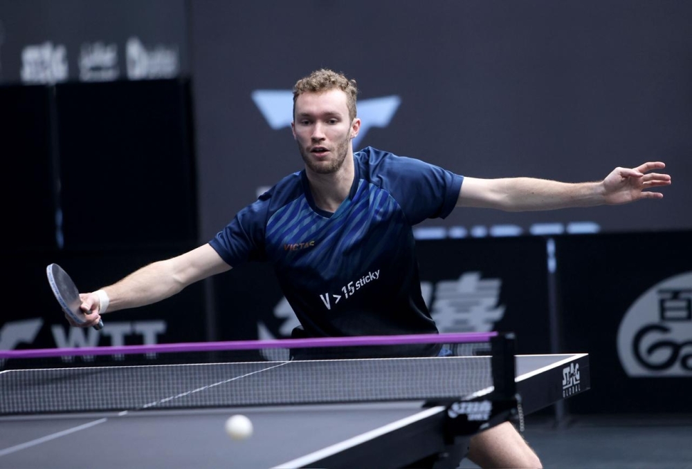 France’s Vincent Picard secured a narrow 3–2 victory over Ho Kwan Kit of Hong Kong.