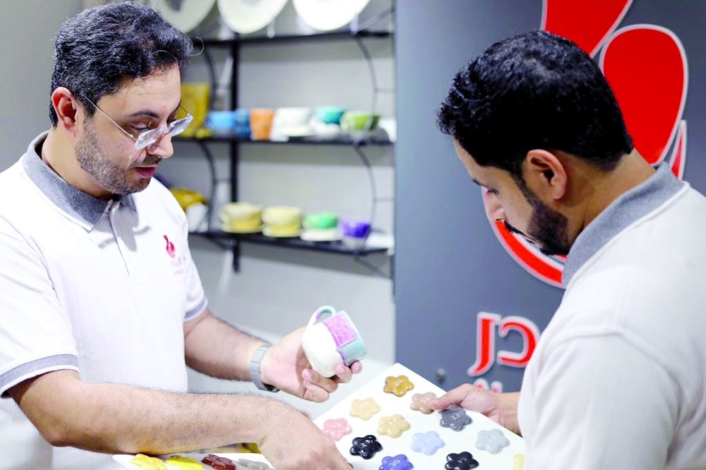 The production focuses on creating pottery using innovative techniques.